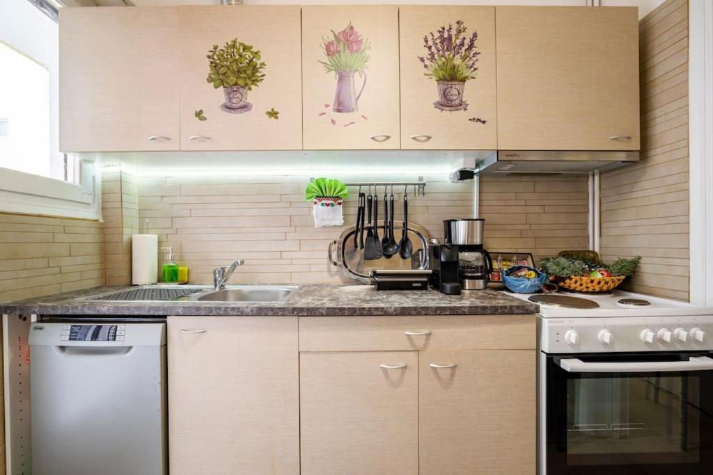 Athens Paradise Cozy 53 Sqm Apartament Near To Metro Dış mekan fotoğraf