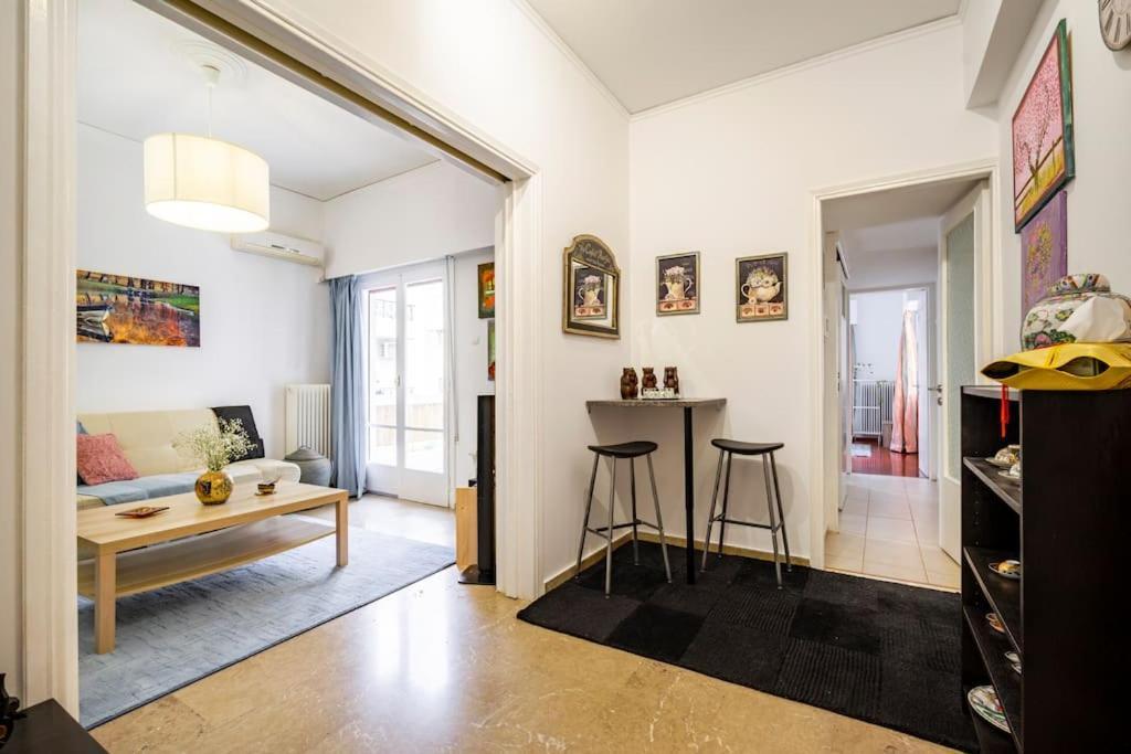 Athens Paradise Cozy 53 Sqm Apartament Near To Metro Dış mekan fotoğraf