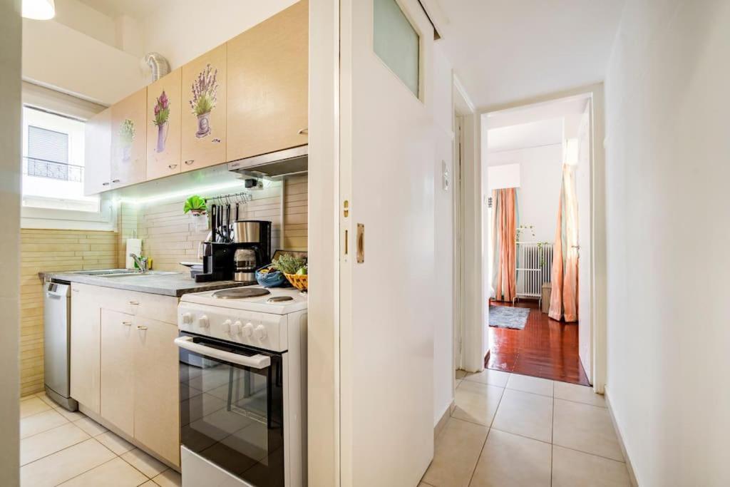 Athens Paradise Cozy 53 Sqm Apartament Near To Metro Dış mekan fotoğraf
